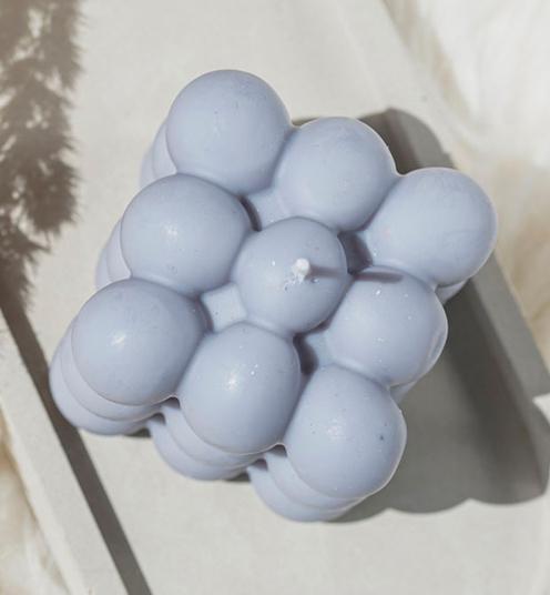 Image du produit Kerzen selbstgemacht. Liebevolle DIY-Projekte gestalten, verpacken und verschenken (Allemand, Maja Fiedler, 2022)