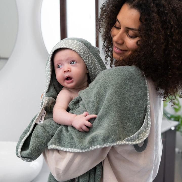 Image du produit Doomoo Dry'n Play baby towel with teething ring, green