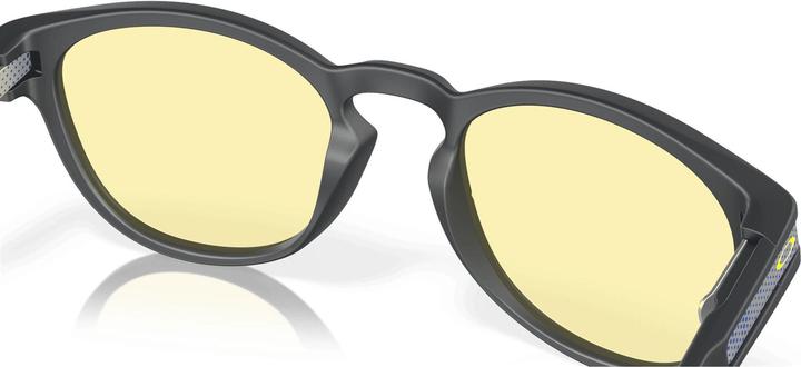 Actual product image Oakley Latch