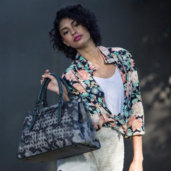 Image du produit Nicole Lee Sac à main "Hildur Camo