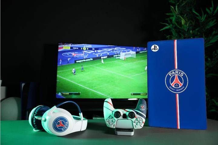 Produktbild Konix Kit de protection en silicone pour manette PS5 - PSG (PS5)