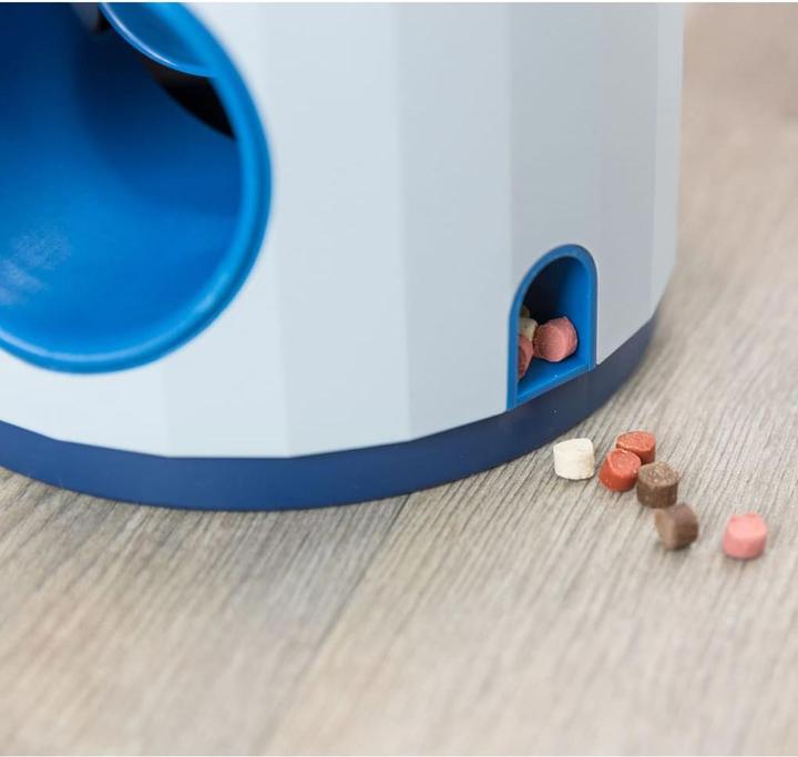 Actual product image Trixie Ball & Treat (Intelligence toy dog)