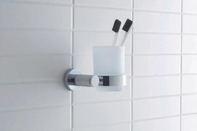 Produktbild Duravit Glashalter D-CODE mit Glas rechts chrom