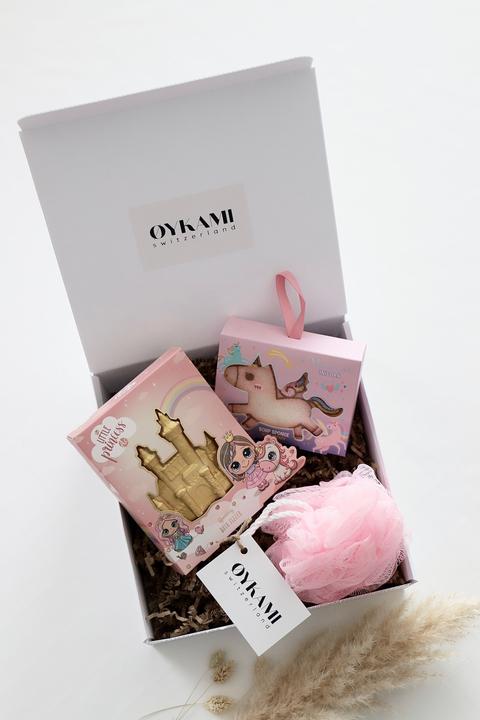 Immagine prodotto Oykami Geschenkbox Mädchen "Schloss und Einhorn" (Set per la cura del corpo)