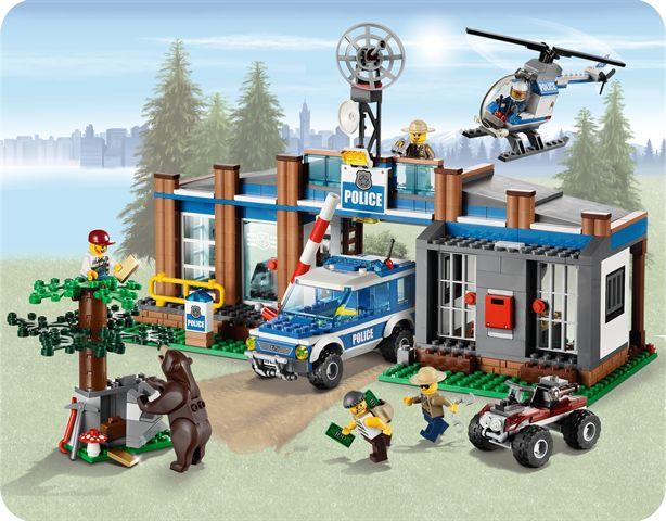 Produktbild LEGO City Forstpolizeirevier, 4440 (LEGO City)