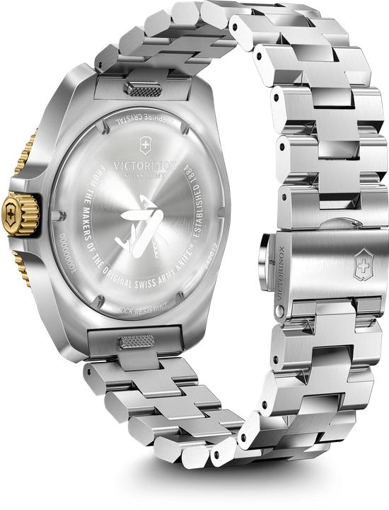 Image du produit Victorinox Journey 1884 Quartz Three hands Steel & Mineral, montre de plongée, 43 mm, Cadran Vert, Bracelet Aci (Montre de plongée, 43 mm)