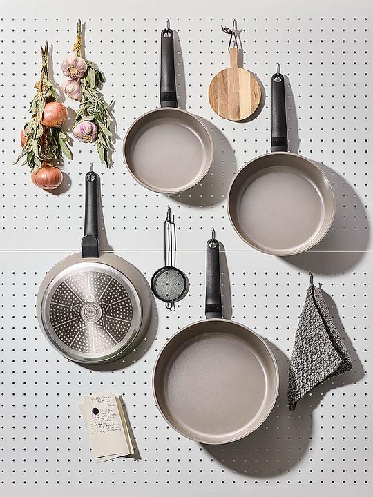 Produktbild Fissler Pfanne CERATAL EVO COMFORT Warmgrau (Bratpfanne, Aluminium, 28 x 9.90 cm)