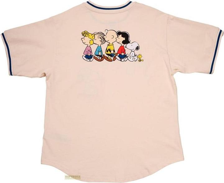 Actual product image Loungefly Peanuts by Tee T-Shirt Unisex Sporty Size XXL (XXL)