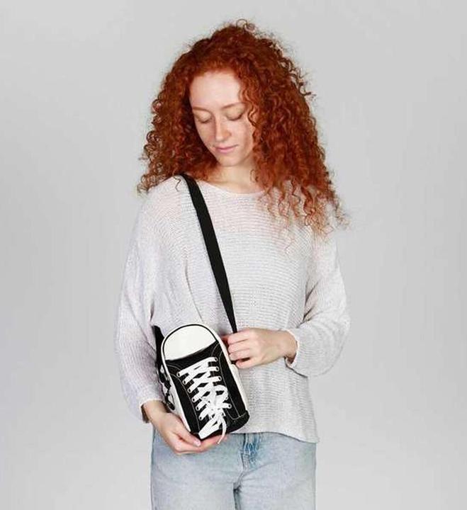 Image du produit Oh My Pop! Sneakers Bag Black (2 l)