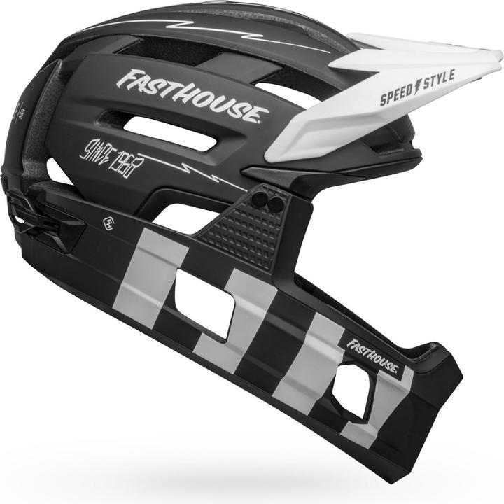 matte black-white fasthouse