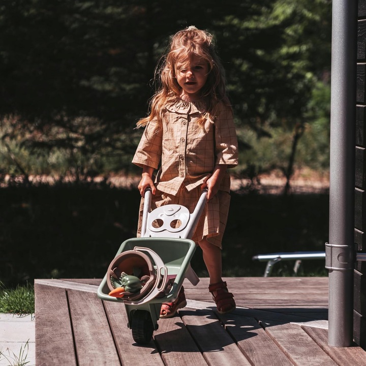 Actual product image dantoy Green Garden - Wheelbarrow Set (4723)