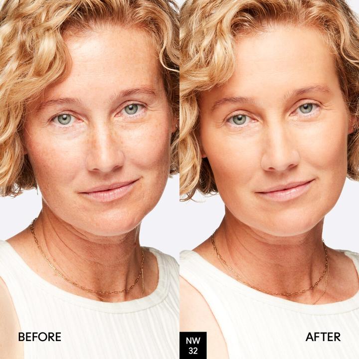 Actual product image MAC Cosmetics Studio Fix 24-Hour Smooth Wear Concealer (NW32)