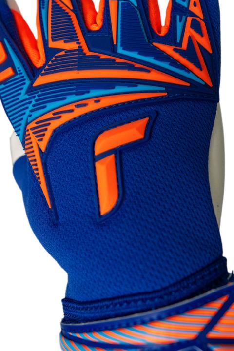Actual product image Reusch Attrakt Freegel Advance (8)