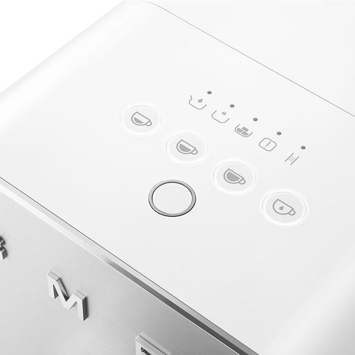 Actual product image Smeg BCC11WHMEU