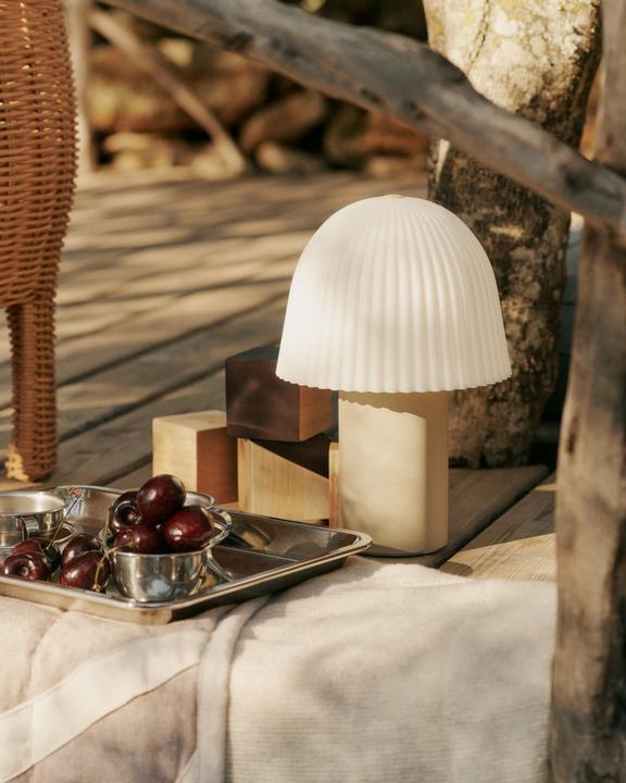 Immagine prodotto Ferm Living Frill Tragbare Lampe CashmereLamp