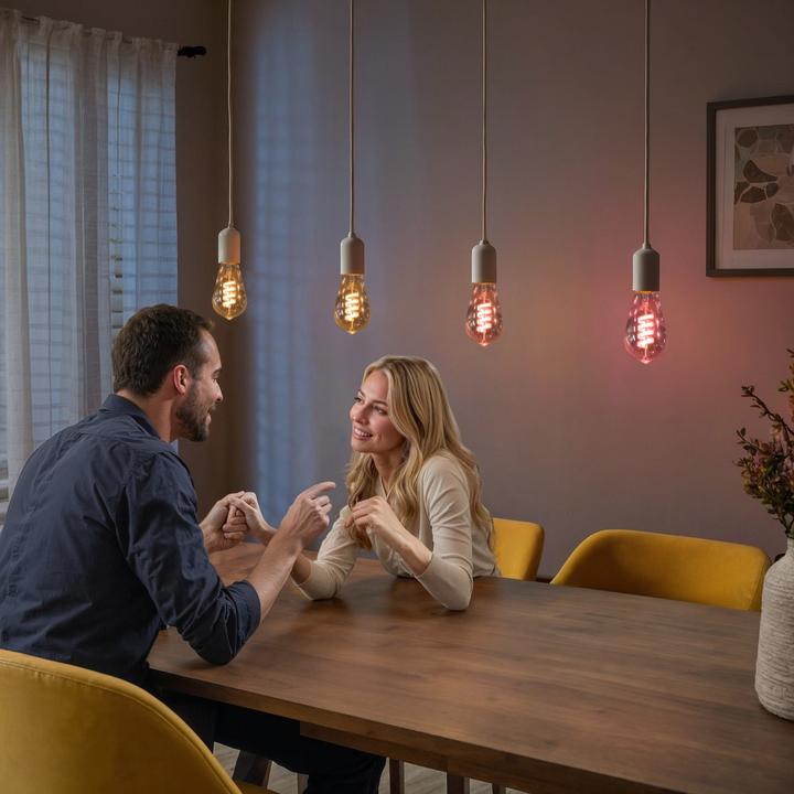 Produktbild Hama Smarte LED-Lampe, Matter, E27, Retro, Filament ST64, RGBW, dimmbar, mit App (E27, 470 lm, 1x)