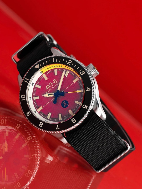 Produktbild AVI-8 AV-4103-04 Tuskegee Airmen Limited Edition Herrenuhr 40mm 5ATM (Analoguhr, 40 mm)