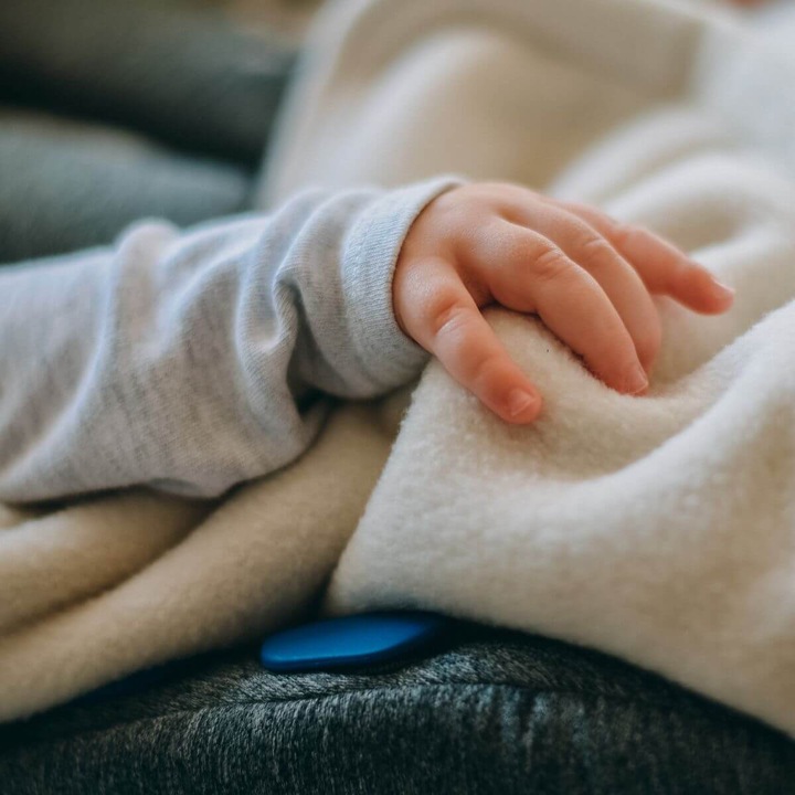 Produktbild Hoppediz Einschlagdecke Babydecke aus Fleece (80 cm, 80 cm)