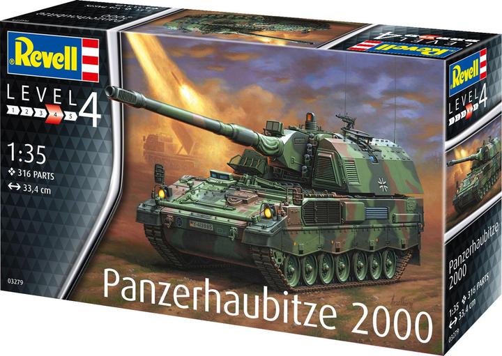 Actual product image Revell self-propelled howitzer 2000