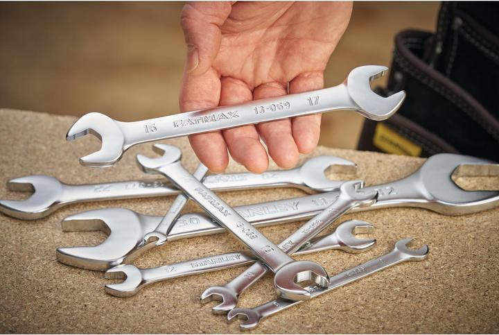 Produktbild Stanley FatMax Doppel-Maulschlüssel FMMT13077-0 (30 x 32 mm, 15 degree gekröpft, mit Anti-Rutsch-Pro (32 mm)