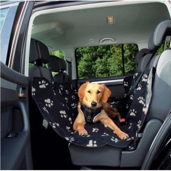 Comparer les prix de Couverture de protection pour voiture Trixie Friends on Tour - L 140 × l 145 cm