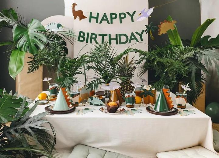 Actual product image Partydeco Dinosaure (12 pcs., 26 x 36 cm)