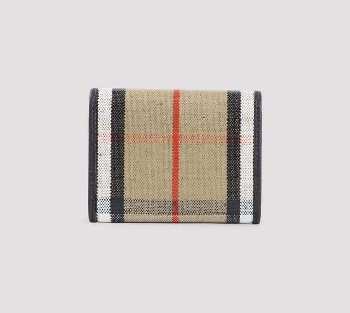 Actual product image Burberry 8112281
