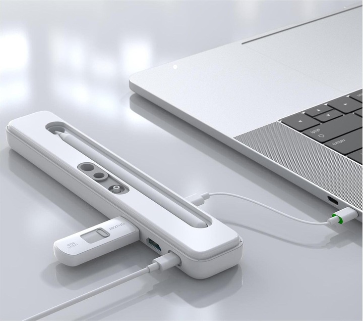 Produktbild 4smarts 4in1 Hub mit Etui (USB-C)