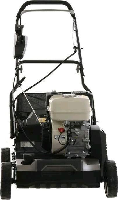 Actual product image Blackstone AR400 scarifier with fixed blade rollerHonda GP 200 engine