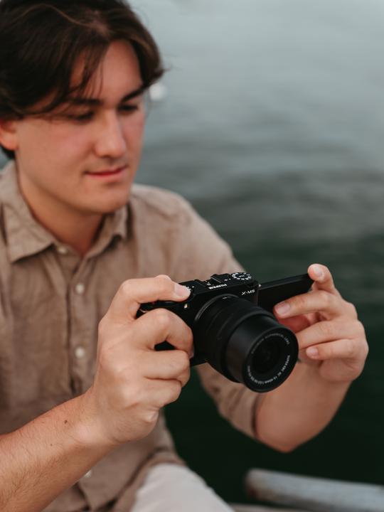 Actual product image Fujifilm X-M5 + Fujinon XC 15-45mm F3.5-5.6 OIS PZ (15 - 45 mm, 26.10 Mpx, APS-C / DX)
