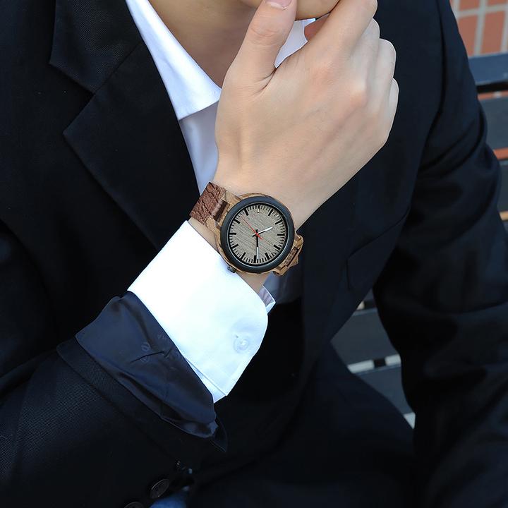 Produktbild Natura Punto Sportlich-elegante Uhr aus Bambus mit smarten Details, Lederarmband (Sportuhr)