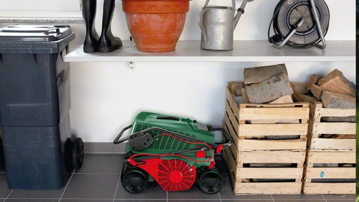 Produktbild Bosch Home & Garden Moosrupfer UniversalRake 900