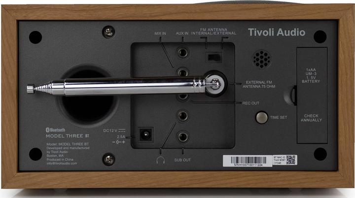 Actual product image Tivoli Audio Model Three BT (AM, FM, Bluetooth)
