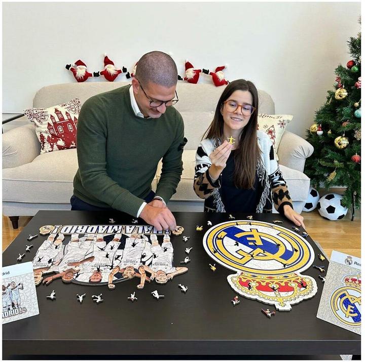 Image du produit Iconic Real Madrid CF - 5 joueurs - puzzle en bois taille M (270 pièces) (270 pièces)
