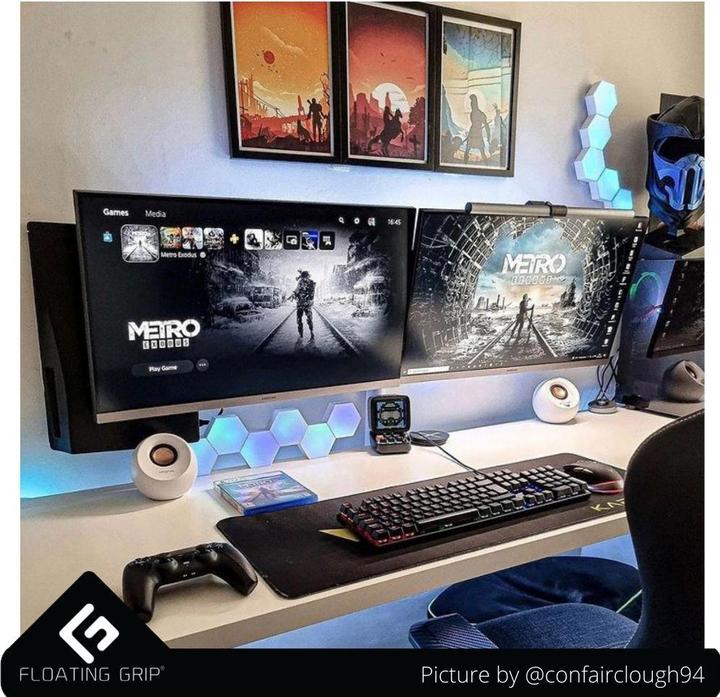 Produktbild Floating Grip Playstation 5 Wall Mount by Black (PS5)