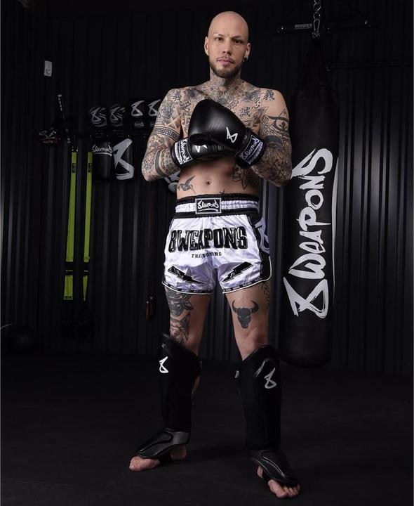 Produktbild 8Weapons Boxhandschuhe - Pure black 16 Oz