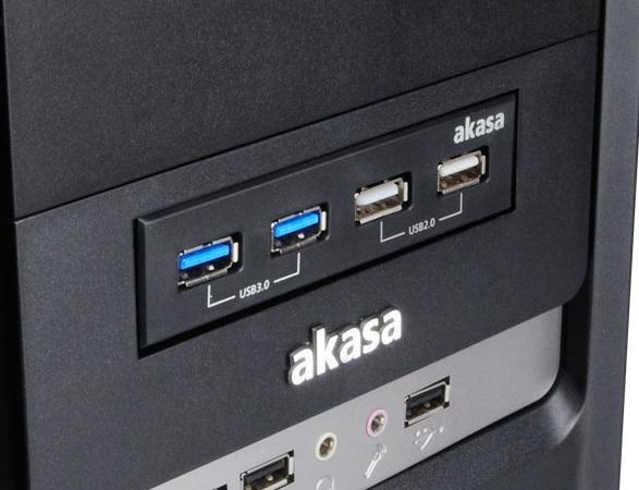 Actual product image Akasa AK-ICR-12V3 (USB-A, 4 Ports)