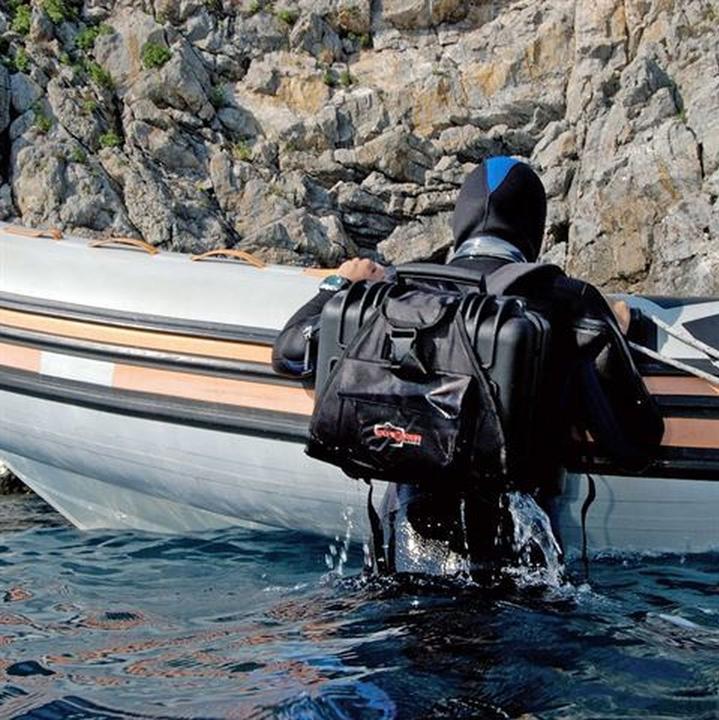 Immagine prodotto Explorer Cases Valigia da esterno 3317HL.B E nera vuota (L x A x P) 33 x 24 x 17 (Custodia fotografica, 13.10 l)