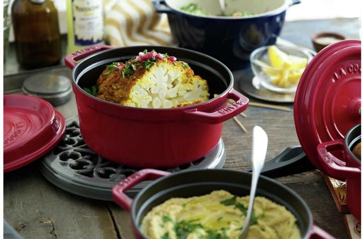 Produktbild Staub Cocotte (22 cm, Bräter + Schmortopf, Gusseisen)