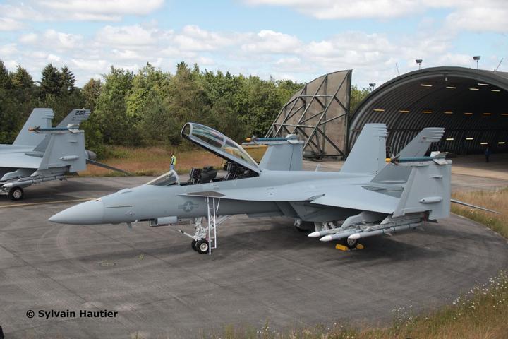 Image du produit Revell F/A-18F Super Hornet