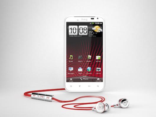 Actual product image HTC Sensation XL - White (16 GB, 4.70", 3G)