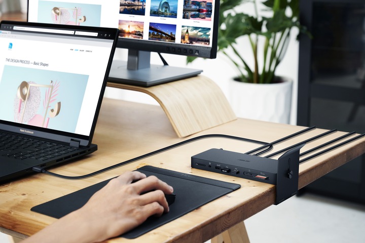 Produktbild ASUS DC500 (Thunderbolt, 10 Ports)