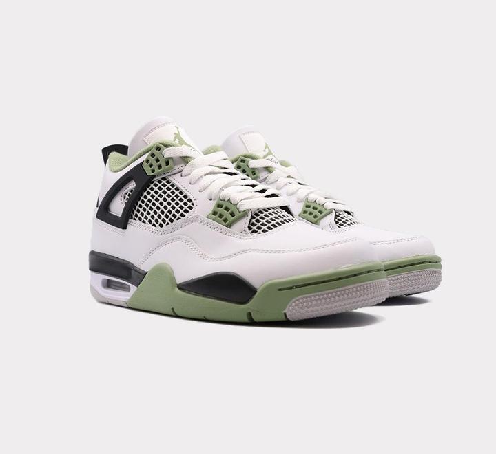 Image du produit Nike Air Jordan 4 (38)