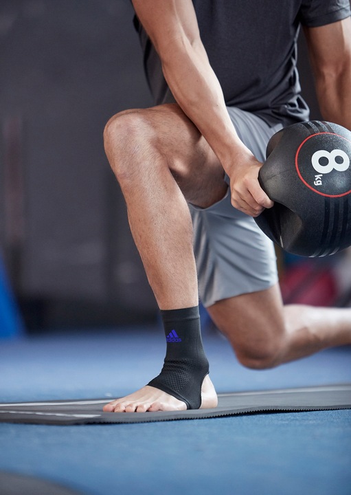 Actual product image adidas Performance ankle support (S)