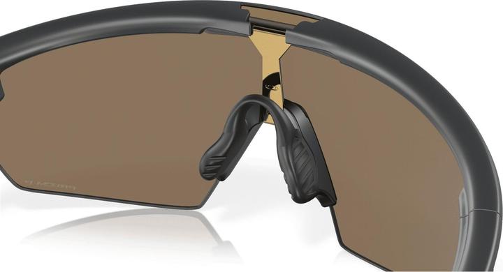 Actual product image Oakley Sphaera sports glasses (Mat carbon, Prizm 24K polarised, Prizm 24k polarized)