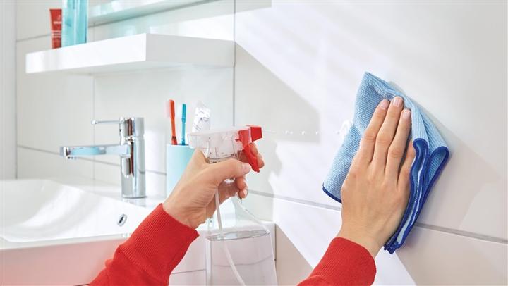 Actual product image tesa Powerstrips hooks