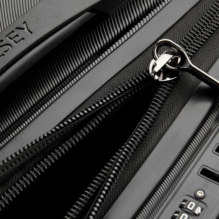 Actual product image Delsey Shadow 5.0 4 wheel trolley 75 cm (90 l)