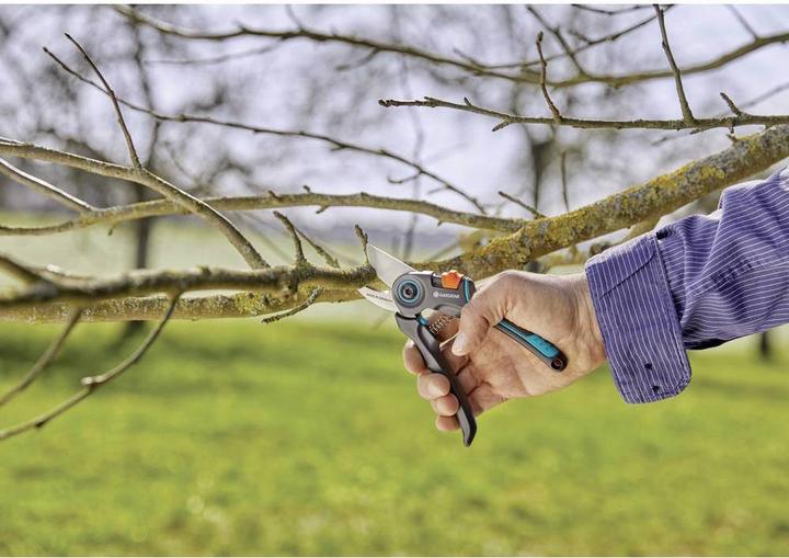 Actual product image Gardena ExpertCut secateurs