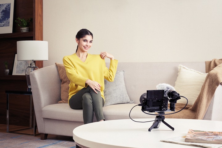 Immagine prodotto Sony Alpha 6400 Kit (18 - 135 mm, 24.20 Mpx, APS-C / DX)