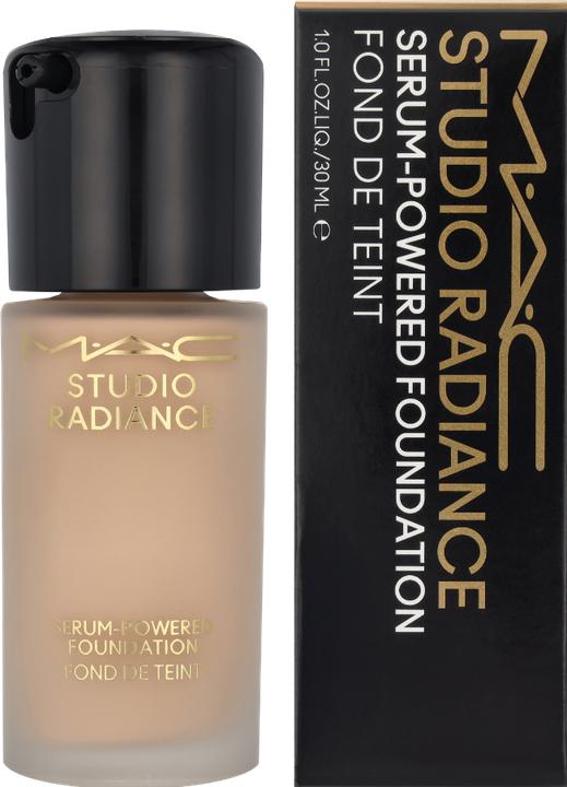 Actual product image MAC Cosmetics M.A.C. Studio Rad Serum Pow Fond de Teint NC10 (No. NC10)